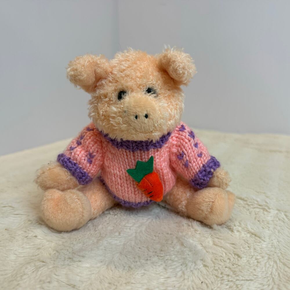 Chrisha Playful Plush Pig Stuffed Animal Carrot Sweater Vintage 1988